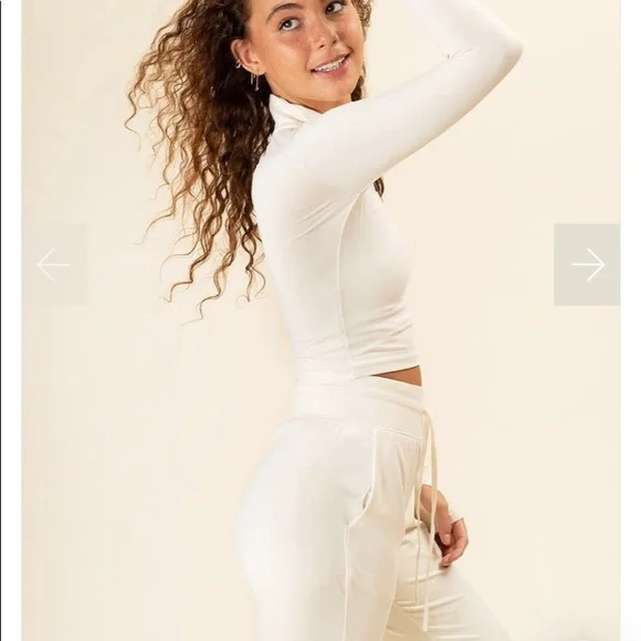 Paragon fitwear crop zip up - Picture 9 of 12